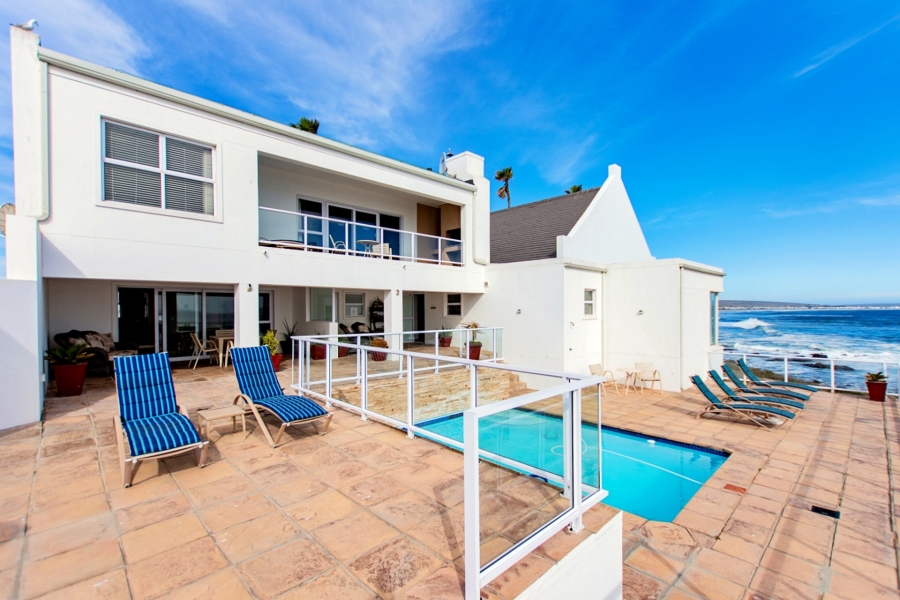 9 Bedroom Property for Sale in Shelley Point Western Cape